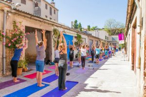 zunray yoga Studio - Nourish: The Guide